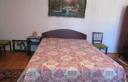 De vanzare casa individuala 280 mp, teren 500 mp, zona de case!