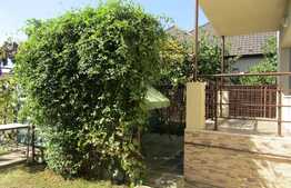 De vanzare casa individuala 280 mp, teren 500 mp, zona de case!