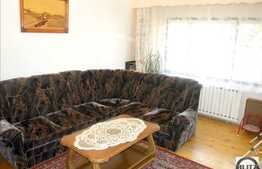 3 camere de vanzare , cu balcon inchis si loc de parcare in garaj