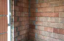 Casa de vanzare, 127 mp, 472 mp teren, 33 ml front, utilitati la front