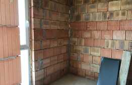 Casa de vanzare, 127 mp, 472 mp teren, 33 ml front, utilitati la front