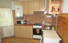 Apartament 2 camere, 54 mp, decomandat, garaj, zona strazii Tasnad