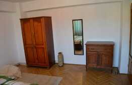 Apartament 4 camere, 90 mp, decomandat, zona Piata Cipariu