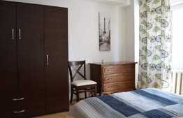 Apartament 4 camere, 90 mp, decomandat, zona Piata Cipariu