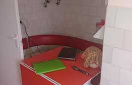 Apartament 3 camere, zona strazii Alexandru Vlahuta