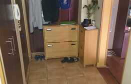 Apartament 2 camere, etaj intermediar, parcare, zona Casa Piratilor