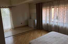 Apartament cu 4 camere, etaj intermediar, imobil tip vila, zona strazii Donath 