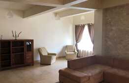 Apartament cu 4 camere, etaj intermediar, imobil tip vila, zona strazii Donath 