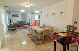 Penthouse 172 mp, terasa 105 mp, 2 parcari, zona strazii Fabricii