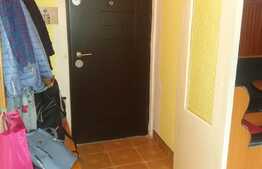 Apartament 4 camere, 81 mp, decomandat, zona Hotel Premier