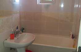Apartament 4 camere, 81 mp, decomandat, zona Hotel Premier