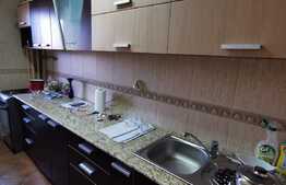 Apartament 3 camere, 70 mp, 2 balcoane, zona strazii Mehedinti