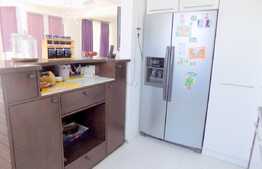 Duplex de 185 mp, teren de 200 mp, garaj! Zona strazii Teilor!