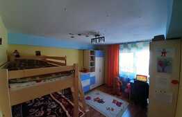 Apartament 3 camere,etaj intermediar, 70 mp, garaj subteran, boxa! zona strazii Stejarului!