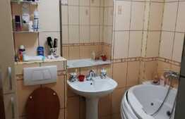 Apartament 3 camere,etaj intermediar, 70 mp, garaj subteran, boxa! zona strazii Stejarului!