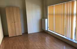  De vanzare doua apartamente cu suprafata de 118 mp, zona Piata Marasti