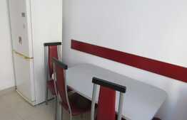 Apartament cu 3 camere, 73 mp, decomandat, parcare, zona strazii Aurel Vlaicu