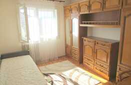 Apartament cu 3 camere, 73 mp, decomandat, parcare, zona strazii Aurel Vlaicu
