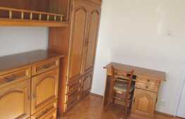 Apartament cu 3 camere, 73 mp, decomandat, parcare, zona strazii Aurel Vlaicu