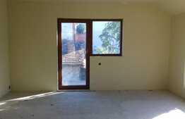 Casa de vanzare, 300 mp, 418 mp teren, zona de case!