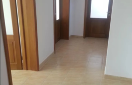 Casa individuala cu 5 camere, 195 mp, gradina 870 mp, partial mobilata, zona strazii Viile Dâmbul Rotund