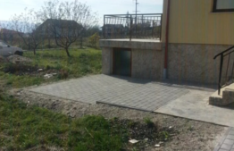 Casa individuala cu 5 camere, 195 mp, gradina 870 mp, partial mobilata, zona strazii Viile Dâmbul Rotund