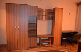 Garsoniera 28 mp, decomandata, zona Casa Piratilor