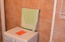 Garsoniera 28 mp, decomandata, zona Casa Piratilor