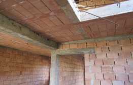 De vanzare casa la rosu, 210 mp utili, teren 900 mp, front stradal 40 ml, Exterior Nord