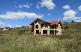 De vanzare casa la rosu, 210 mp utili, teren 900 mp, front stradal 40 ml, Exterior Nord