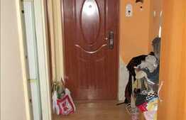 Apartament de vanzare in zona Coloane, 2 camere semidecomandate, 46 mp