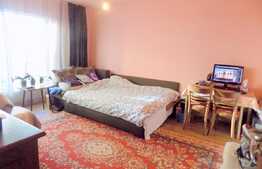   Garsoniera decomandata, 38 mp, parcare, zona strazii Stejarului!