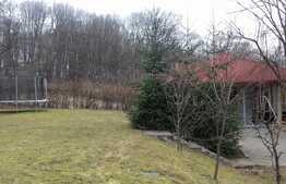 Casa din padure, 270 mp, 1.600 mp teren, zona de vile, panorama!