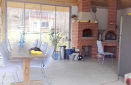 Casa din padure, 270 mp, 1.600 mp teren, zona de vile, panorama!