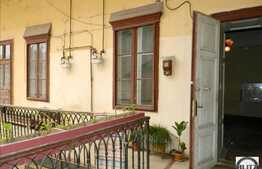 2 camere de vanzare zona strazii Eroilor