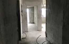 Apartament 2 camere, 58 mp, balcon 7 mp, bloc nou, semifinisat! Zona strazii Donath