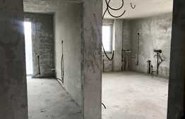 Apartament 2 camere, 58 mp, balcon 7 mp, bloc nou, semifinisat! Zona strazii Donath