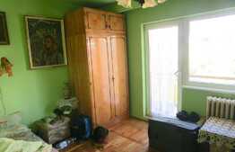 Apartament 4 camere, 81 mp, decomandat, zona Hotel Paradis 