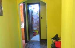 Apartament 4 camere, 81 mp, decomandat, zona Hotel Paradis 