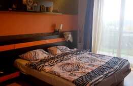 Apartament 3 camere , 95 mp, zona strazii Buna Ziua 