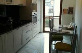 Apartament 4 camere, 90 mp, ideal pentru investitie, parcare si garaj, zona Mozart