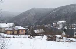 Teren intravilan de 1285 mp la Tarnita cu font la doua strazi. Comision 0% la cumparare!