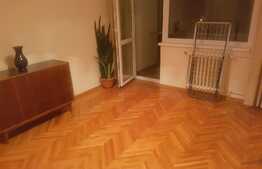 Apartament 3 camere, 50 mp, decomandat, parcare, zona strazii Plopilor