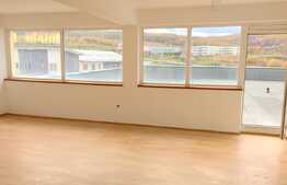 Apartament 2 camere, 61 mp + terasa 92 mp, zona strazii Stejarului!