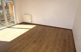 Garsoniera decomandata, 34 mp, terasa de 10 mp, zona strazii Eroilor!