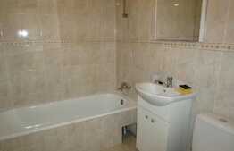 Garsoniera decomandata, 34 mp, terasa de 10 mp, zona strazii Eroilor!