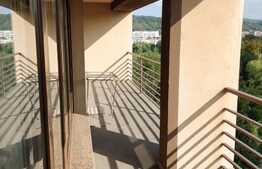 Apartament 3 camere, 85 mp, prima inchiriere, terasa, parcare, zona strazii Plopilor