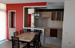 Apartament 3 camere, 85 mp, prima inchiriere, terasa, parcare, zona strazii Plopilor