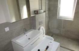 Apartament 1 camera, 38 mp, prima inchiriere, parcare, zona strazii Aurel Vlaicu