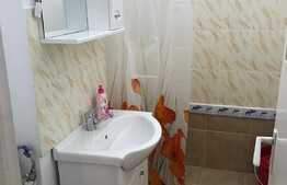 Apartament 2 camere, 45 mp, decomandat, zona Piata Flora